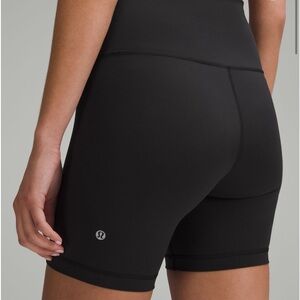 NWT LULULEMON Wunder Train HR 6” Short Black Size 6
